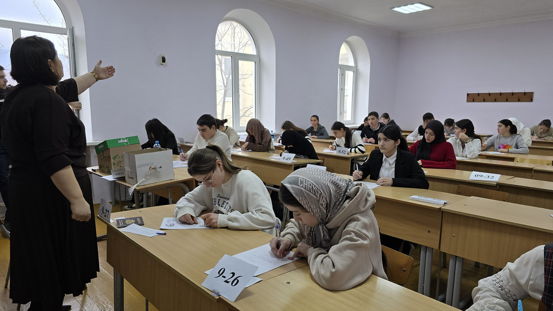 Школьники РД проверили свои знания по русскому языку на региональном этапе ВсОШ в ДГУ